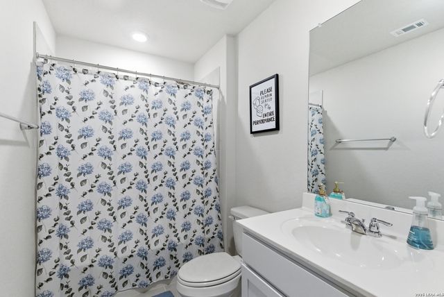 5515 Stormie Keep, San Antonio, TX 78266