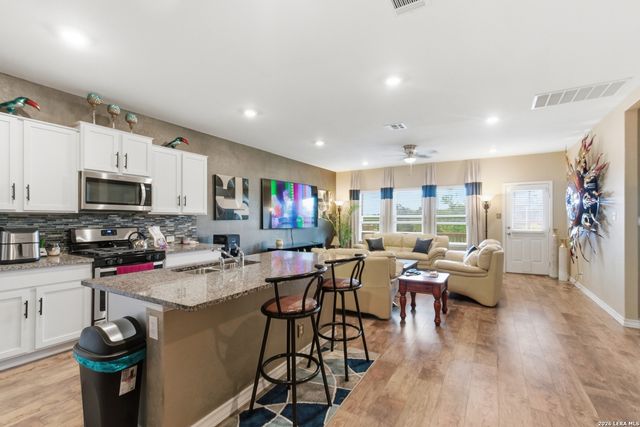 5515 Stormie Keep, San Antonio, TX 78266