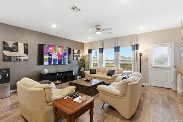 5515 Stormie Keep, San Antonio, TX 78266