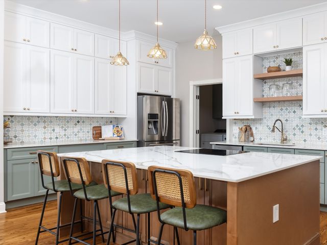 4321 Long Ln, Franklin, TN 37064