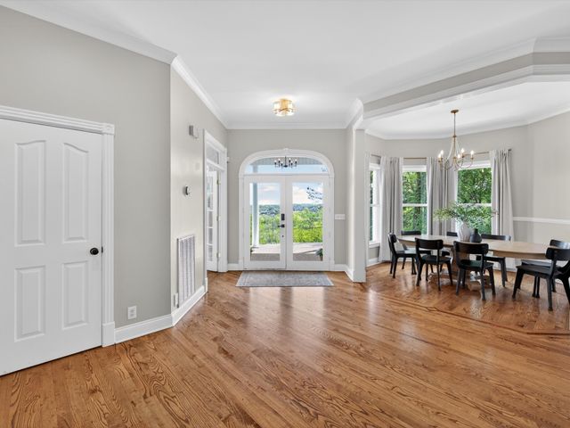 4321 Long Ln, Franklin, TN 37064