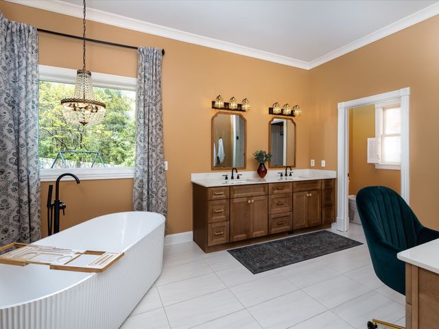 4321 Long Ln, Franklin, TN 37064