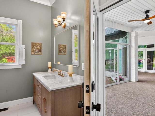 4321 Long Ln, Franklin, TN 37064