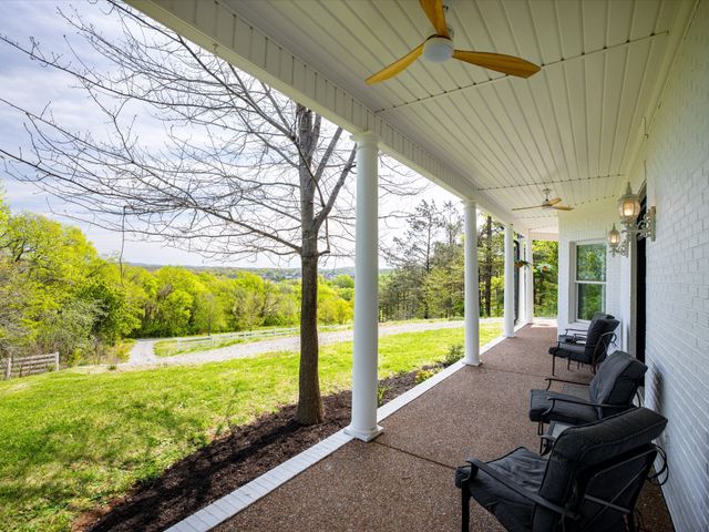 4321 Long Ln, Franklin, TN 37064