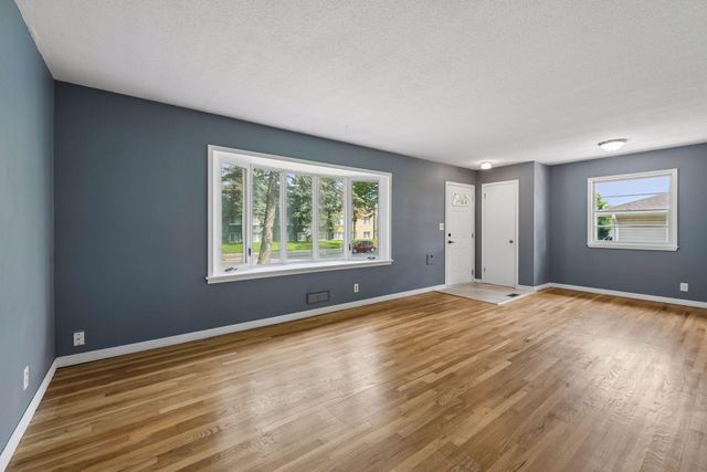 7726 Thomas Avenue S, Richfield, MN 55423