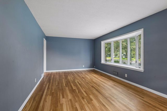 7726 Thomas Avenue S, Richfield, MN 55423