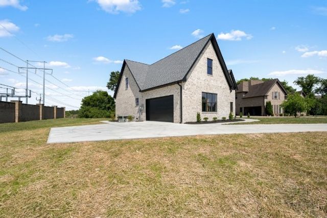 2338 Thad Ct, Murfreesboro, TN 37128