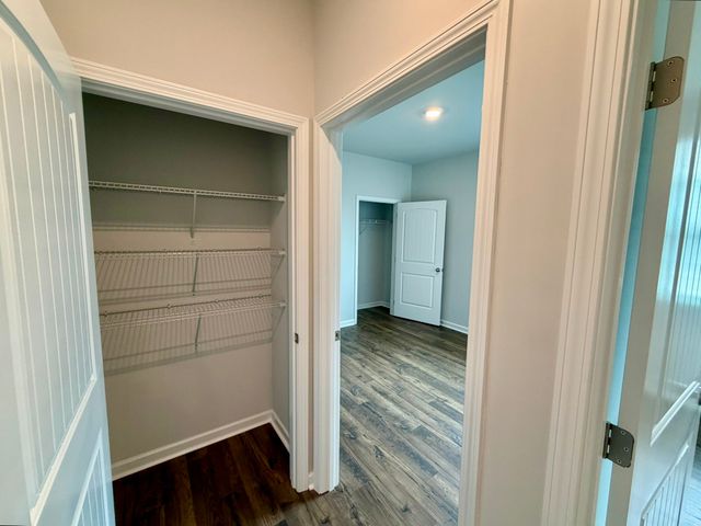 6555 Japonica Ln, White House, TN 37188