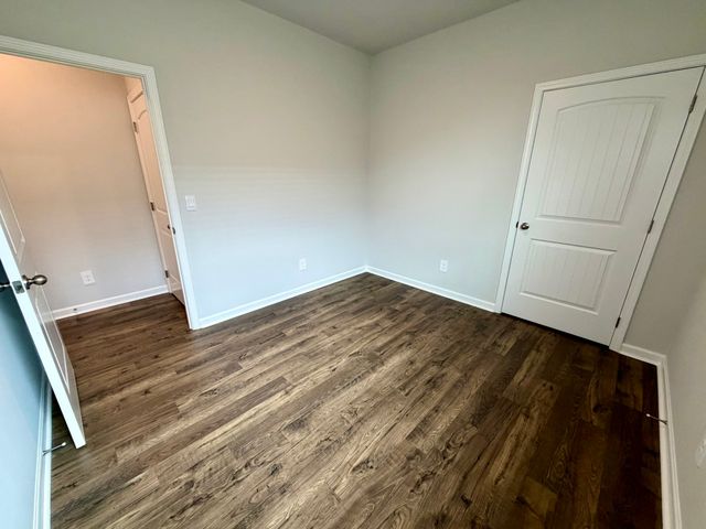 6555 Japonica Ln, White House, TN 37188