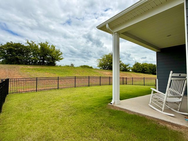 6555 Japonica Ln, White House, TN 37188