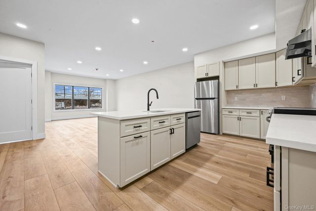 80 Division Street 204, Patchogue, NY 11772