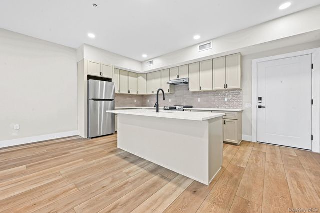 80 Division Street 204, Patchogue, NY 11772