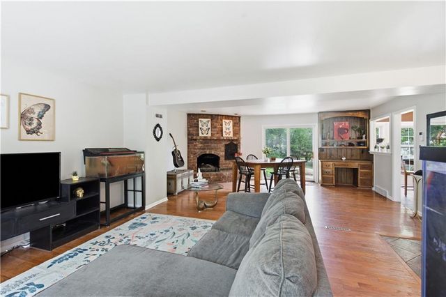 12739 Overbrook Road, Leawood, KS 66209
