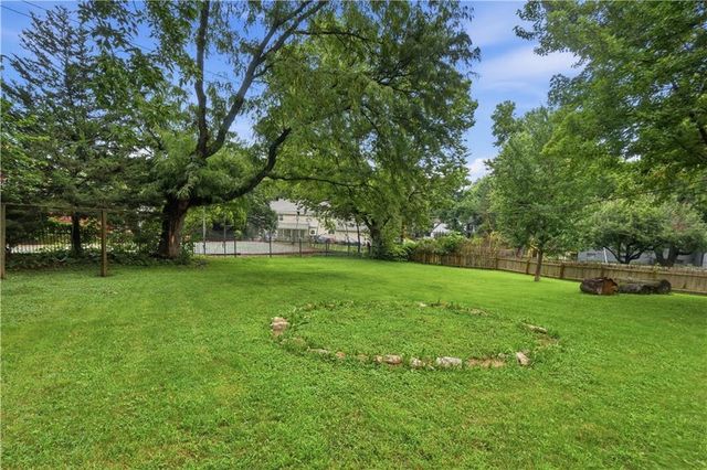 12739 Overbrook Road, Leawood, KS 66209