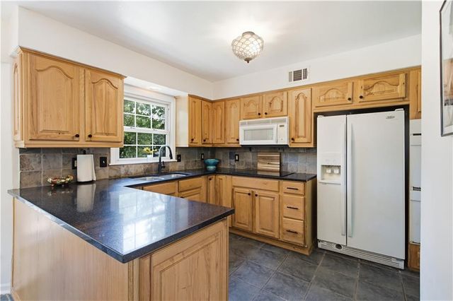 12739 Overbrook Road, Leawood, KS 66209