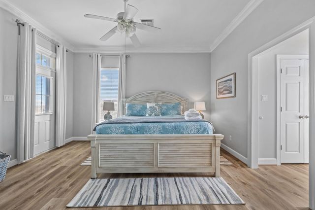 522 Dolphin, Freeport, TX 77541