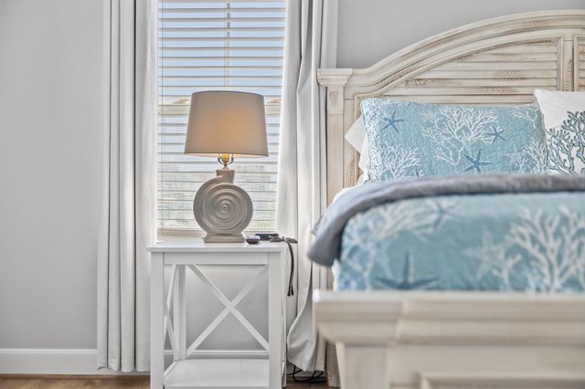 522 Dolphin, Freeport, TX 77541