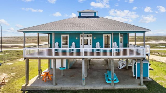 522 Dolphin, Freeport, TX 77541