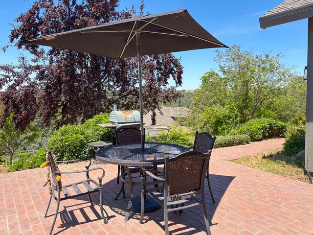 5858 Butler Rd, Penryn, CA 95663
