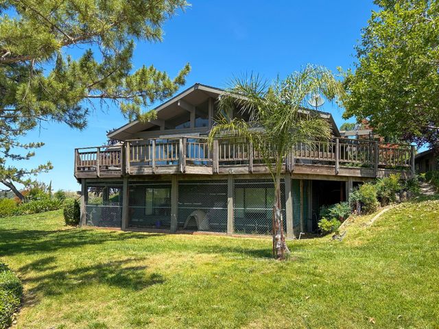 5858 Butler Rd, Penryn, CA 95663