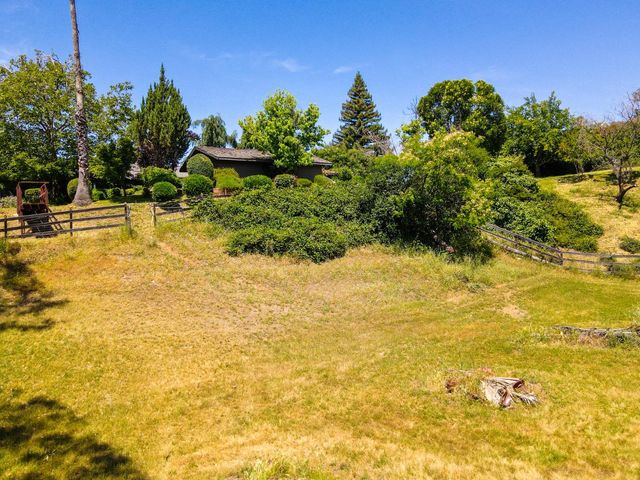 5858 Butler Rd, Penryn, CA 95663