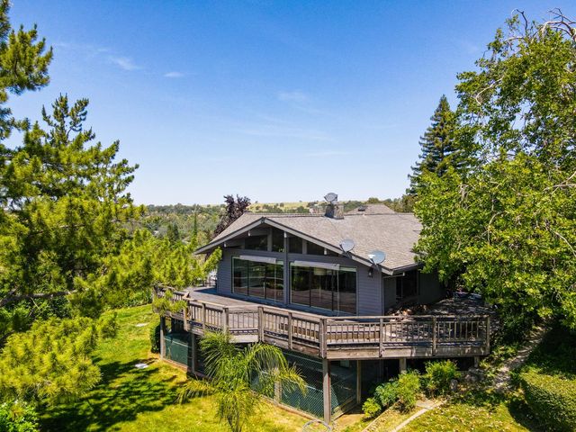 5858 Butler Rd, Penryn, CA 95663