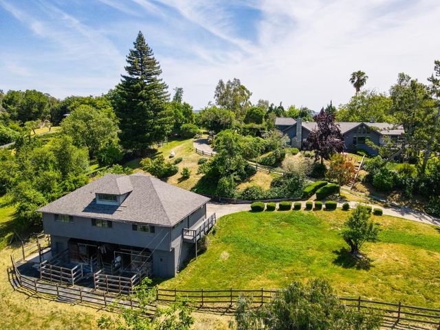 5858 Butler Rd, Penryn, CA 95663