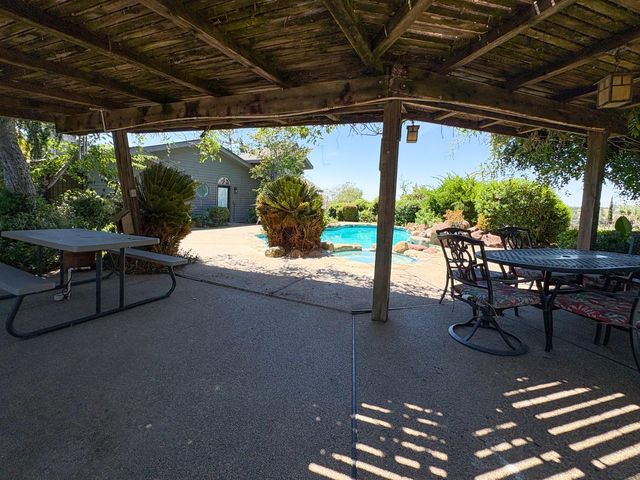 5858 Butler Rd, Penryn, CA 95663