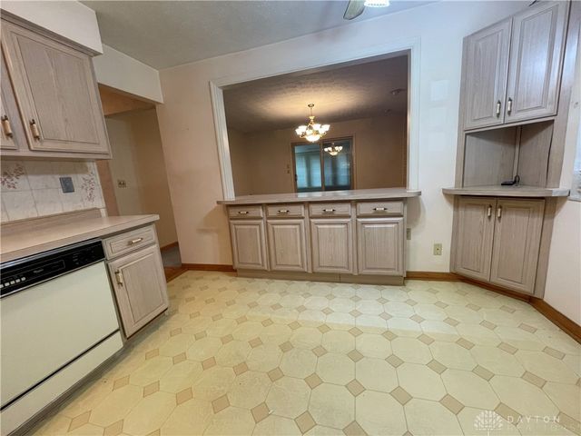 3301 Little York Road, Dayton, OH 45414
