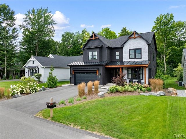 3381 Hickory Knoll Lane, Lysander, NY 13027