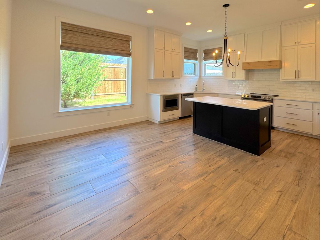 Image 7 of property listing at 5941 Merrick Street, San Angelo, TX 76904