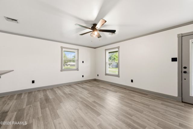 1107a S Main Street, Breaux Bridge, LA 70517