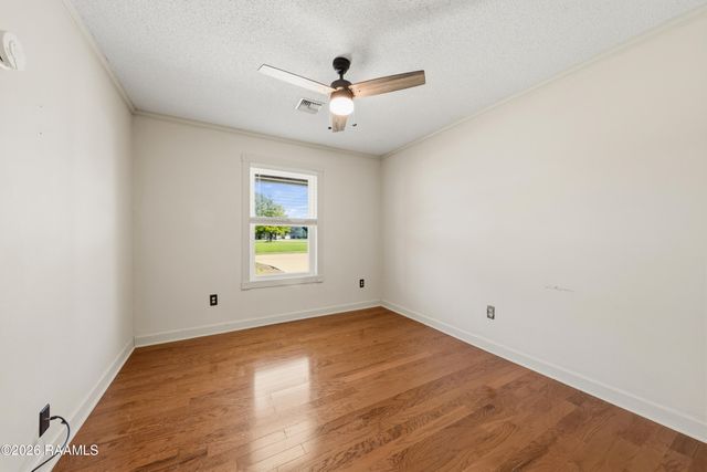 1107a S Main Street, Breaux Bridge, LA 70517