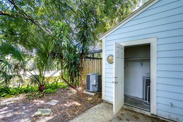 13937 FLETCHERS MILL DRIVE, Tampa, FL 33613