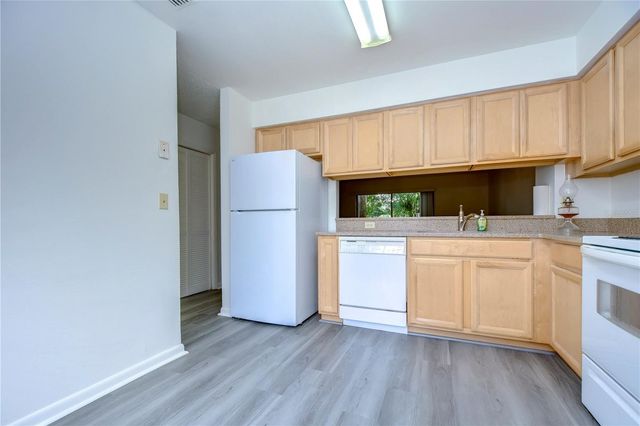 13937 FLETCHERS MILL DRIVE, Tampa, FL 33613