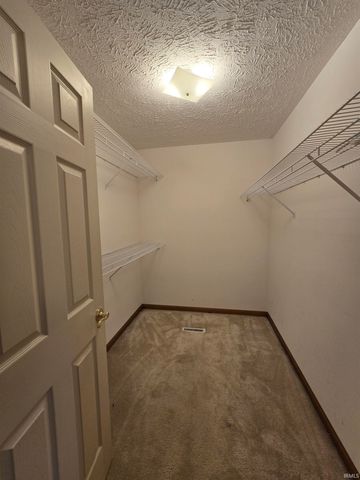 2944 Elmridge Drive, Evansville, IN 47711