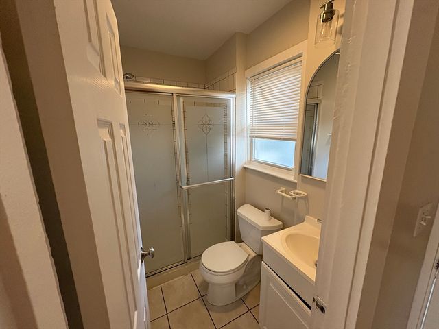 24 Washington Ave A, Waltham, MA 02453