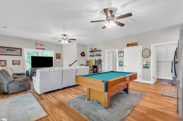 409 The Bear Boulevard, Tamassee, SC 28686