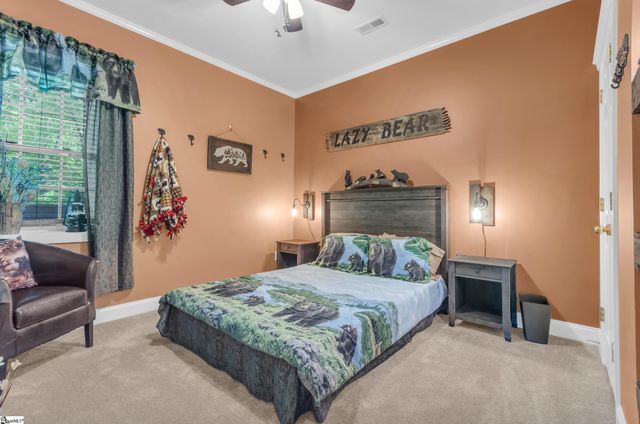 409 The Bear Boulevard, Tamassee, SC 28686