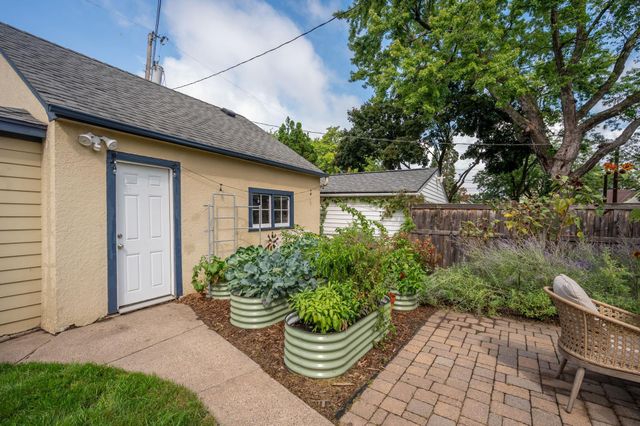 3351 Washburn Avenue N, Minneapolis, MN 55412