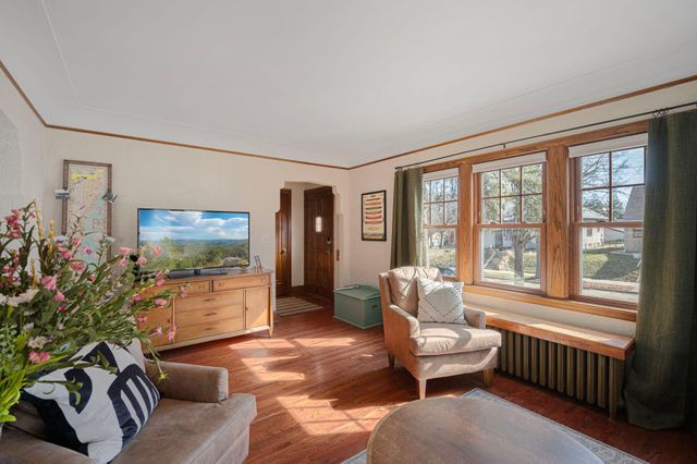 3351 Washburn Avenue N, Minneapolis, MN 55412