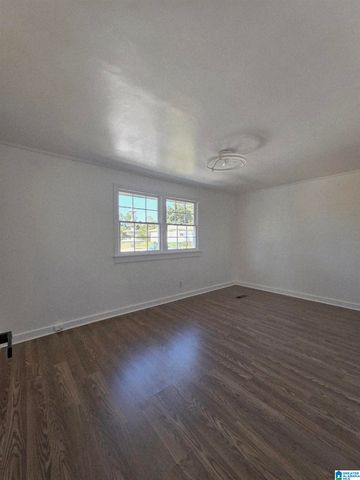 2729 PARKLAWN AVENUE SW, Birmingham, AL 35211