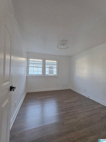 2729 PARKLAWN AVENUE SW, Birmingham, AL 35211