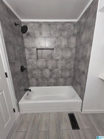 2729 PARKLAWN AVENUE SW, Birmingham, AL 35211