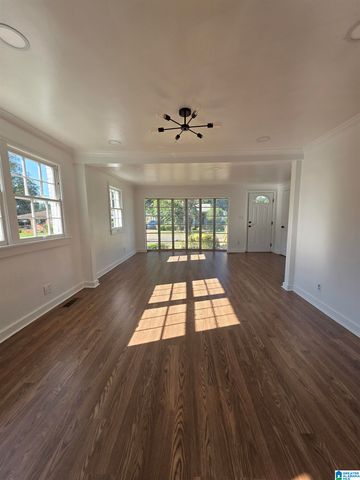 2729 PARKLAWN AVENUE SW, Birmingham, AL 35211