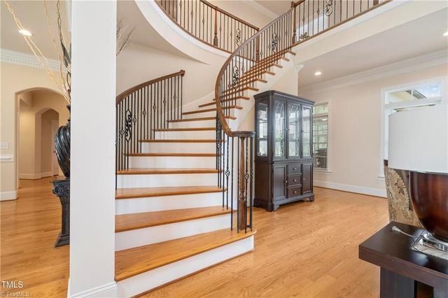 1326 Lochshire Drive, Burlington, NC 27215