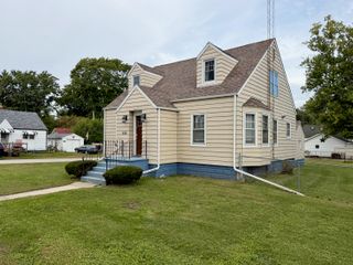 616 Laurel Street, North Judson, IN 46366