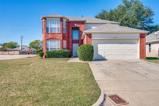 8212 Steamboat Court, Fort Worth, TX 76123