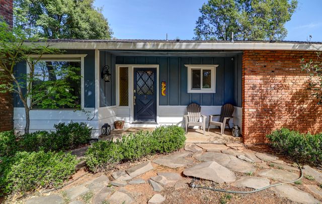 4001 Alta Mesa Drive, Redding, CA 96002