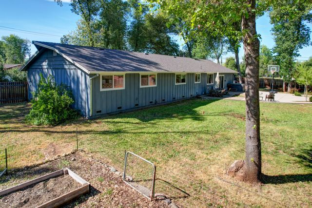 4001 Alta Mesa Drive, Redding, CA 96002